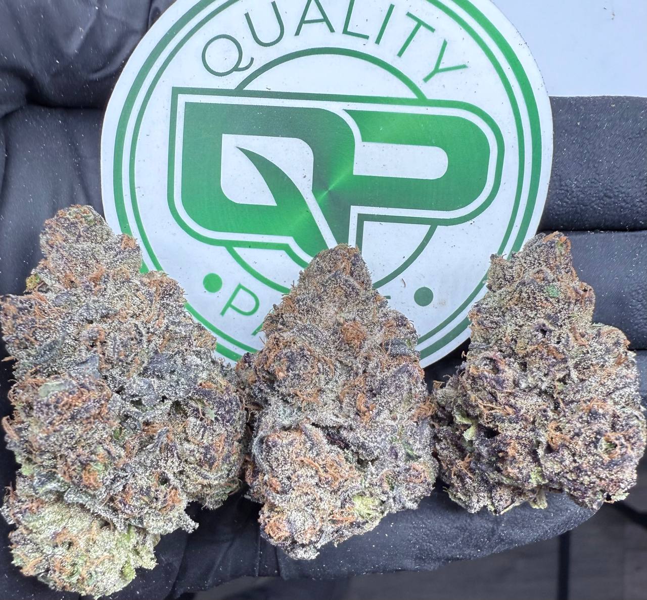 Black Runtz Strain