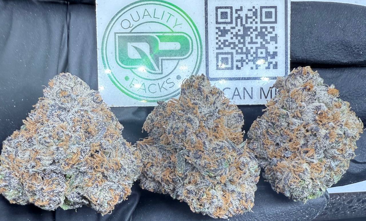 Loganberry Zlushie Strain